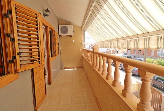 Herverkoop - Herenhuis - Torrevieja - Playa De Los Naufragos
