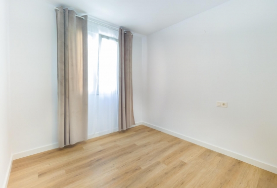 Wiederverkauf - Wohnung - Torrevieja - Playa del Cura