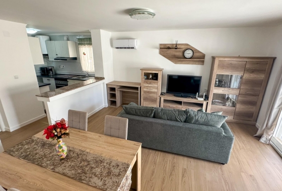 Resale - Townhouse - San Miguel de Salinas - Las Filipinas