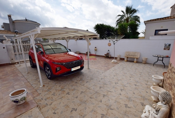 Resale - Villa - Orihuela Costa - Costa Blanca