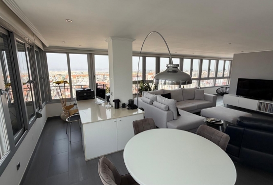 Återförsäljning - Lägenhet / lägenhet - Torrevieja - Acequion