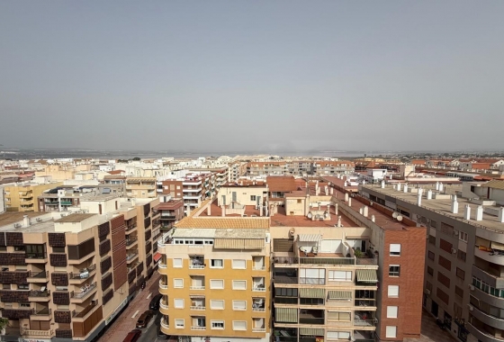 Återförsäljning - Lägenhet / lägenhet - Torrevieja - Acequion