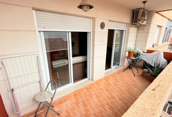Reventa - Apartamento / piso - Los Montesinos
