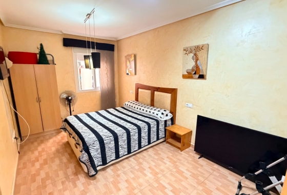 Reventa - Apartamento / piso - Los Montesinos