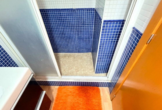 Reventa - Apartamento / piso - Los Montesinos