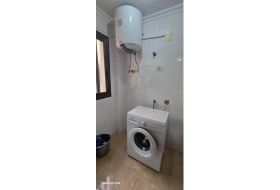 Resale - Apartment / flat - Torrevieja - PARQUE DE LAS NACIONES