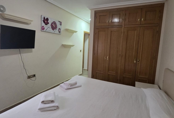 Resale - Apartment / flat - Torrevieja - PARQUE DE LAS NACIONES