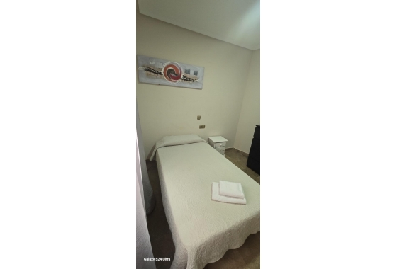 Resale - Apartment / flat - Torrevieja - PARQUE DE LAS NACIONES