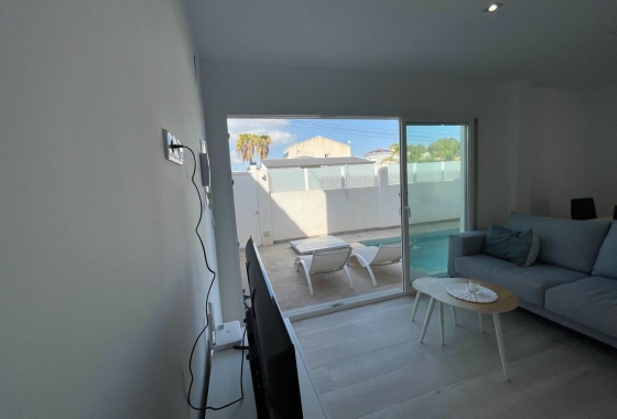 Resale - Bungalow - Orihuela Costa - La Regia