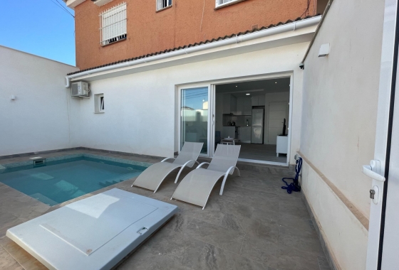 Resale - Bungalow - Orihuela Costa - La Regia