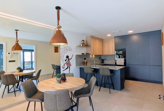 Перепродажа - Квартира - Lo Crispin - Inland