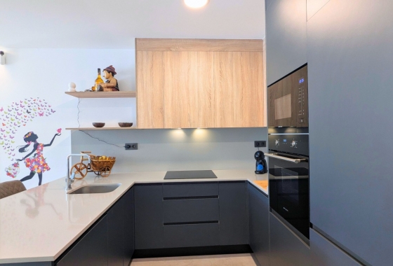 Перепродажа - Квартира - Lo Crispin - Inland