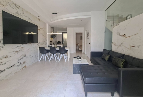 Resale - Villa - Orihuela Costa - Costa Blanca