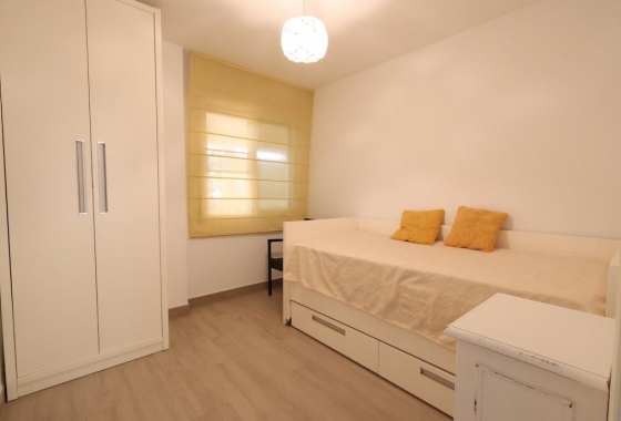 Resale - Apartment / flat - Orihuela Costa - Costa Blanca
