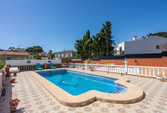 Revente - Villa - Torrevieja - Los Balcones - Los Altos del Edén