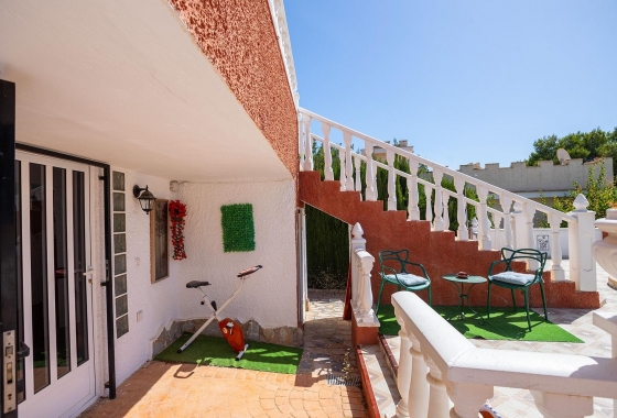 Revente - Villa - Torrevieja - Los Balcones - Los Altos del Edén