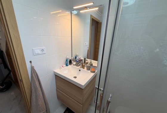 Resale - Bungalow - Torrevieja - Zona Los Frutales