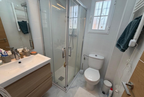 Resale - Bungalow - Torrevieja - Zona Los Frutales