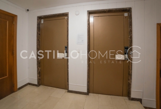 Reventa - Apartamento / piso - Torrevieja - Playa de los Locos