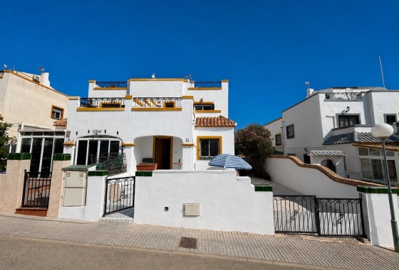 Herverkoop - Herenhuis - Torrevieja - Costa Blanca