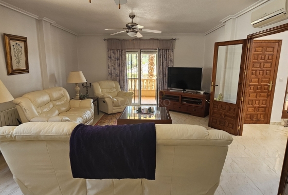 Resale - Villa - Pinar de Campoverde - Inland