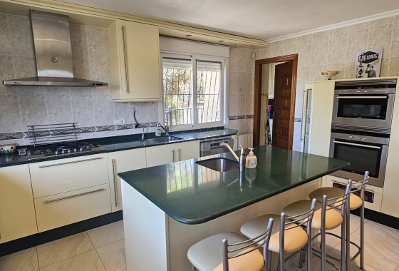 Resale - Villa - Pinar de Campoverde - Inland