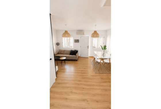 Перепродажа - Таунхаус - Orihuela Costa - La Zenia