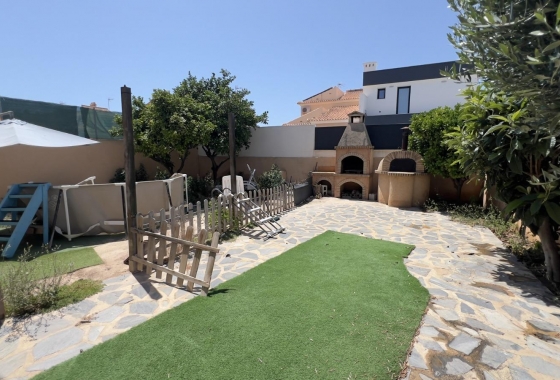 Перепродажа - Вилла - Torrevieja - aguas nuevas