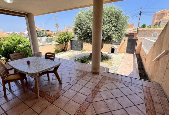 Перепродажа - Вилла - Torrevieja - aguas nuevas