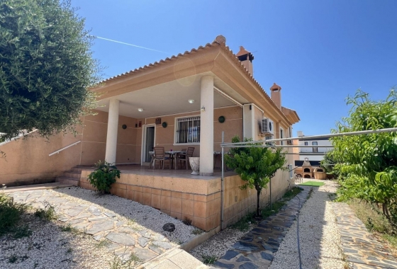 Перепродажа - Вилла - Torrevieja - aguas nuevas