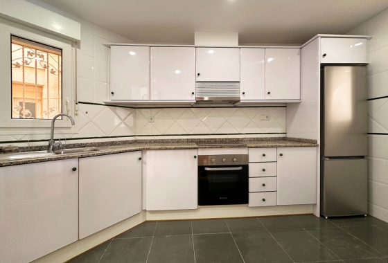 Resale - Apartment / flat - Orihuela Costa - Costa Blanca