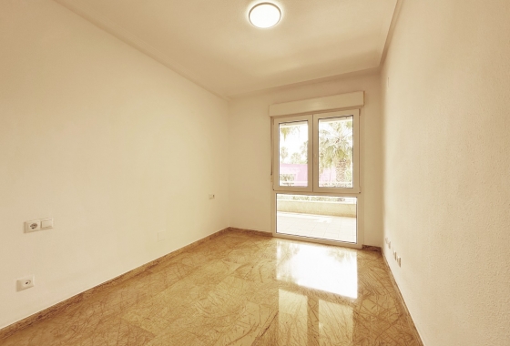 Resale - Apartment / flat - Orihuela Costa - Costa Blanca