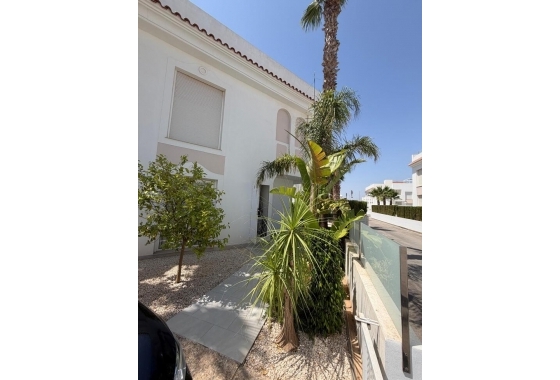 Resale - Bungalow - Ciudad Quesada - Costa Blanca