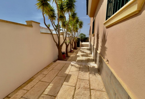 Resale - Villa - Ciudad Quesada - Costa Blanca
