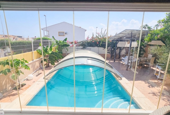 Resale - Villa - Orihuela Costa - Cabo Roig