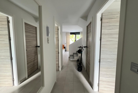 Resale - Villa - Orihuela Costa - Villamartín-las Filipinas