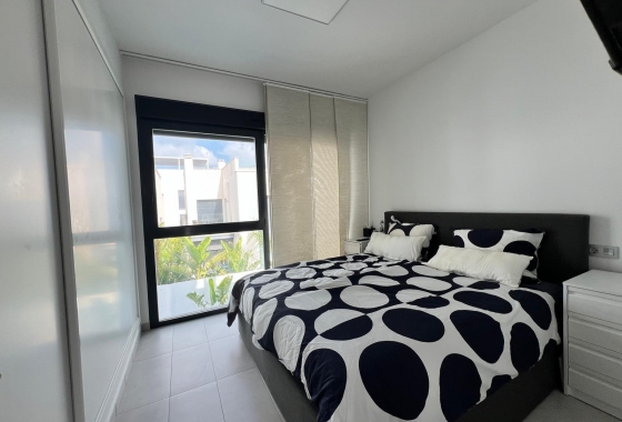 Resale - Villa - Orihuela Costa - Villamartín-las Filipinas