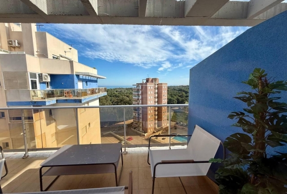 Resale - Apartment / flat - Guardamar del Segura - Puerto