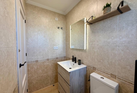 Resale - Apartment / flat - Guardamar del Segura - Puerto