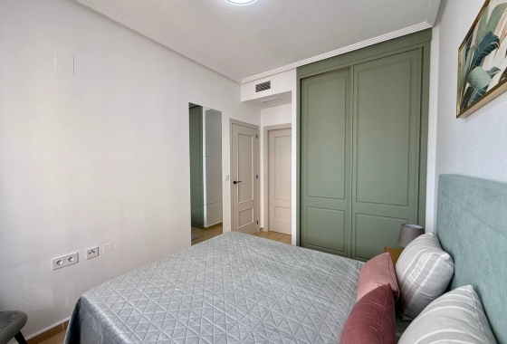 Resale - Apartment / flat - Guardamar del Segura - Puerto