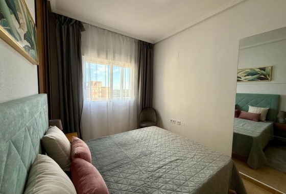 Resale - Apartment / flat - Guardamar del Segura - Puerto