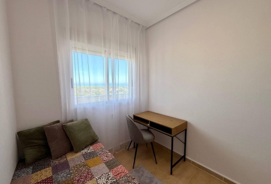 Resale - Apartment / flat - Guardamar del Segura - Puerto