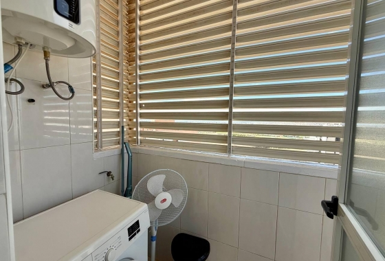 Resale - Apartment / flat - Guardamar del Segura - Puerto