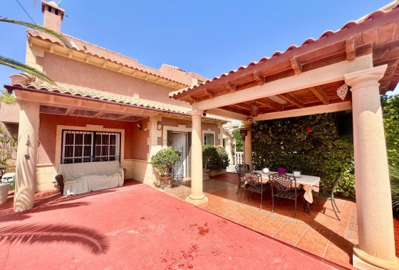 Перепродажа - Вилла - Torrevieja - Los Balcones - Los Altos del Edén
