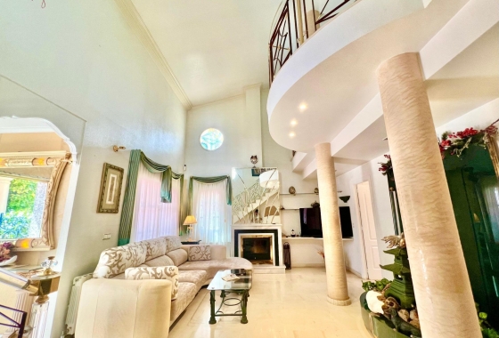 Перепродажа - Вилла - Torrevieja - Los Balcones - Los Altos del Edén