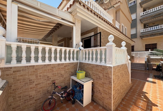 Resale - Townhouse - Guardamar del Segura - Urbanizaciones