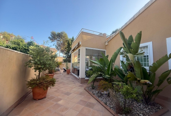 Resale - Townhouse - Orihuela Costa - Altos De Campoamor