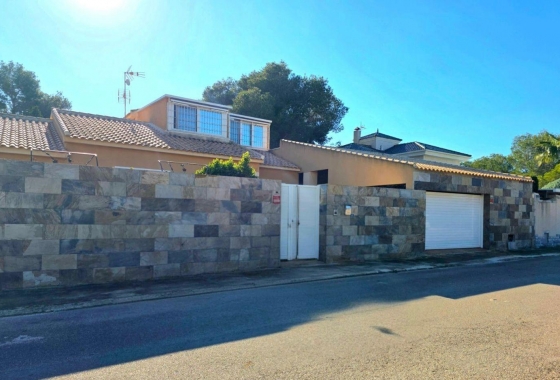 Resale - Townhouse - Orihuela Costa - Altos De Campoamor