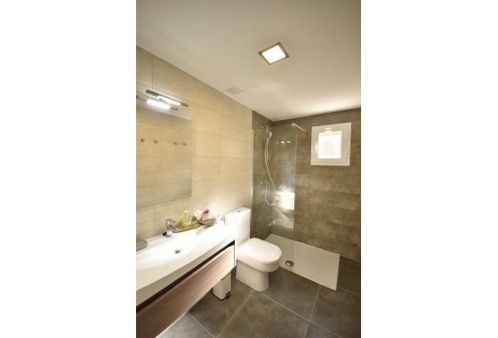 Resale - Apartment / flat - Orihuela Costa - Campoamor