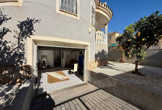 Resale - Villa - Orihuela Costa - Playa Flamenca